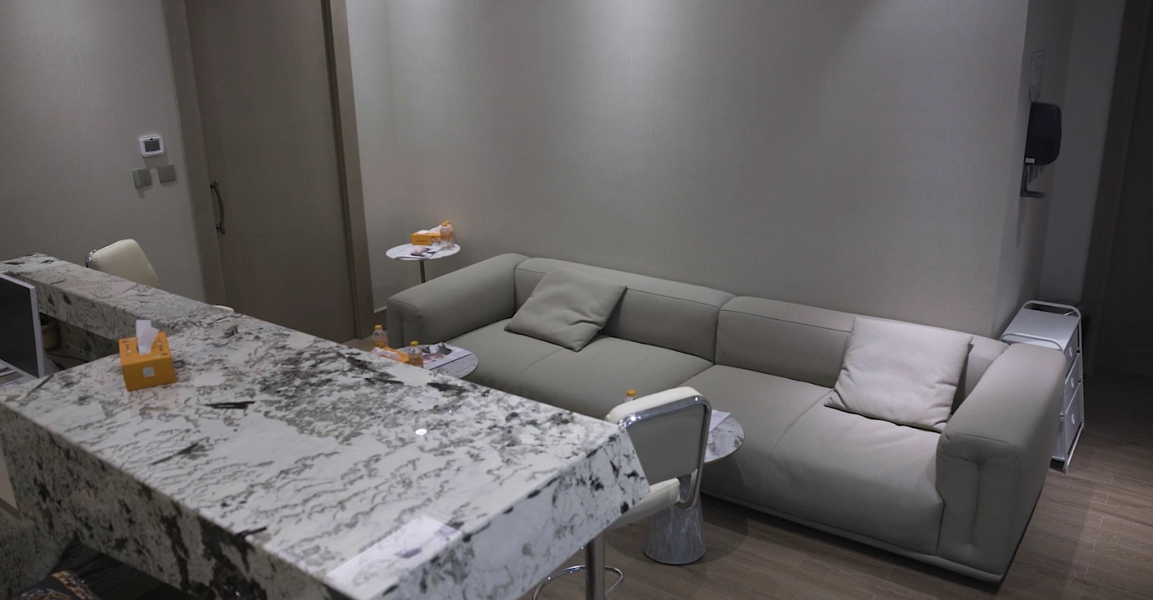 Comfortable private waiting lounge at Padra Clinic in doha